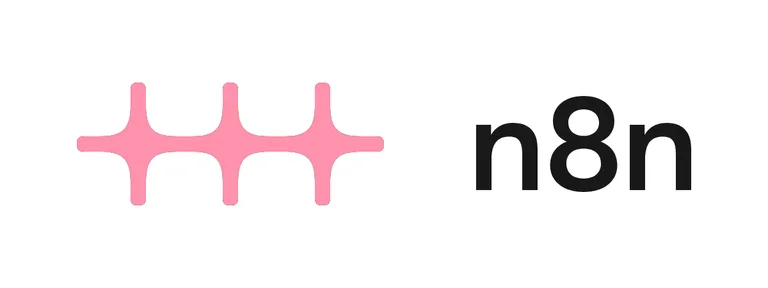 Logo novo do n8n, com três símbolos rosa de quatro pontas unidos em linha e o nome n8n em preto